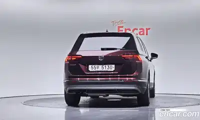 Volkswagen Tiguan 2018 2.0 автомат (гидро), миниатюра 4