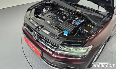 Volkswagen Tiguan 2018 2.0 автомат (гидро), миниатюра 6