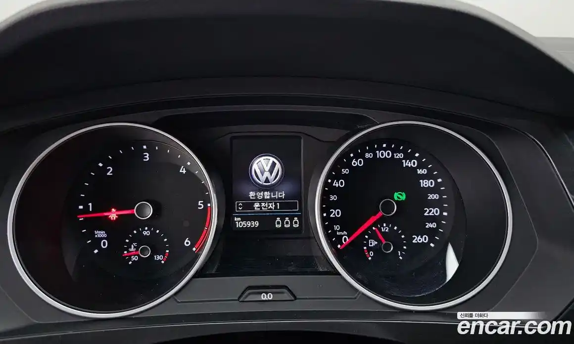 Volkswagen Tiguan 2018 2.0 автомат (гидро), фото 8
