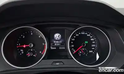 Volkswagen Tiguan 2018 2.0 автомат (гидро), миниатюра 8