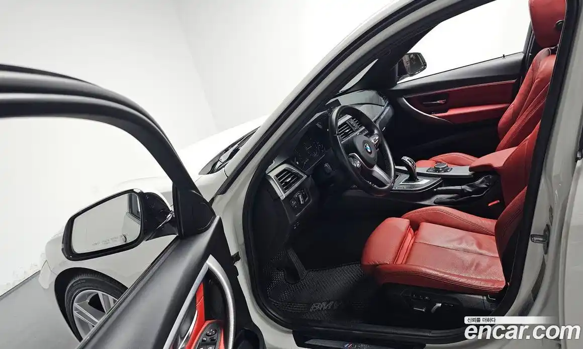 BMW 3 серия 2018 2.0 автомат (гидро), фото 12