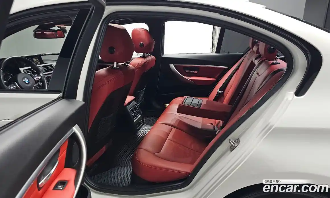 BMW 3 серия 2018 2.0 автомат (гидро), фото 16