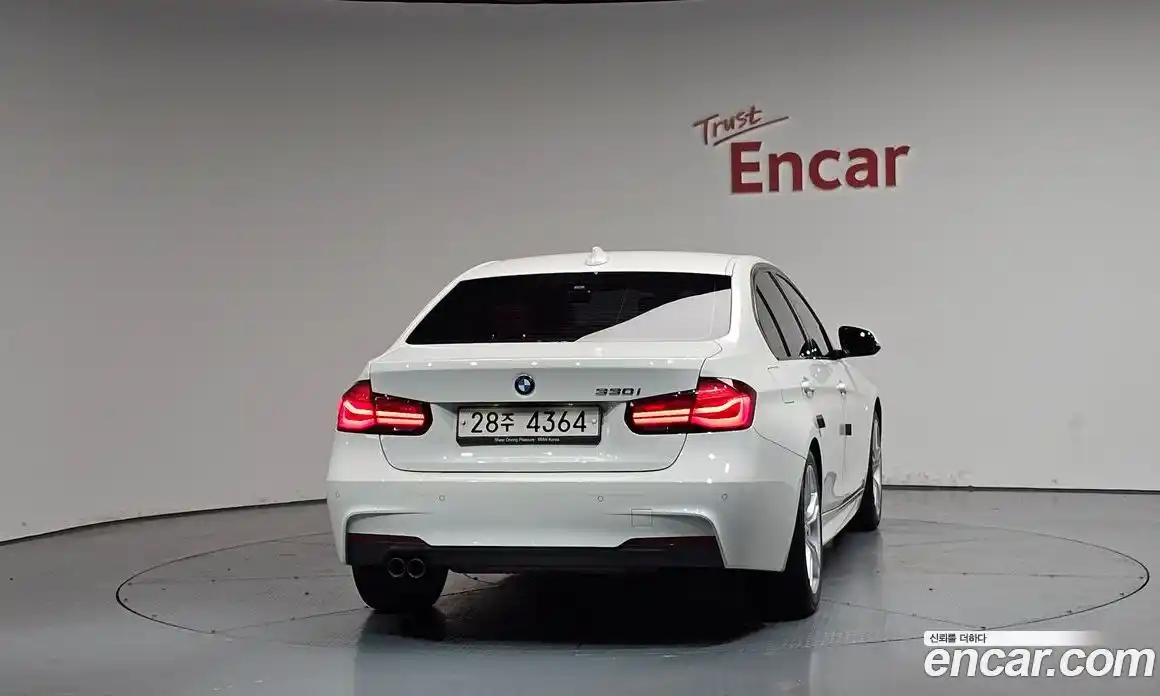 BMW 3 серия 2018 2.0 автомат (гидро), фото 3