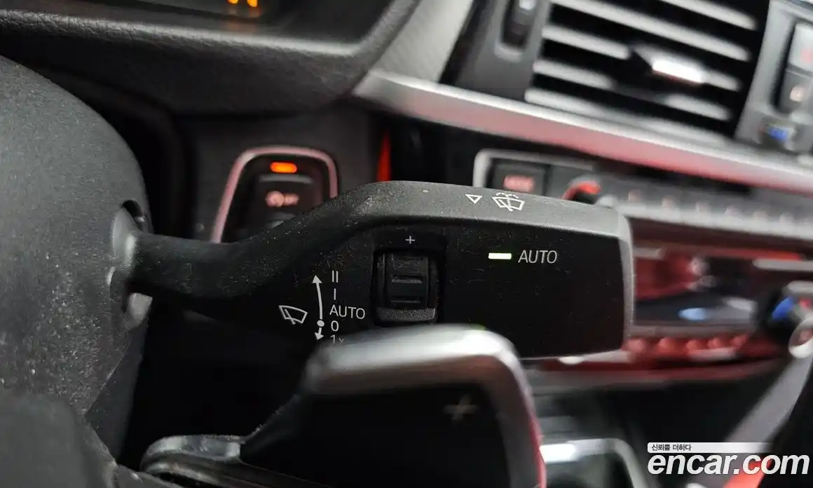BMW 3 серия 2018 2.0 автомат (гидро), фото 31