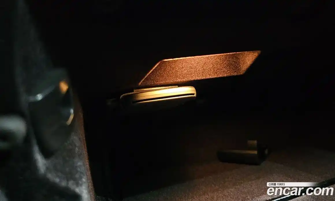 BMW 3 серия 2018 2.0 автомат (гидро), фото 32