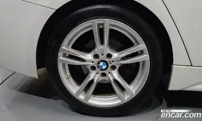 BMW 3 серия 2018 2.0 автомат (гидро), миниатюра 6