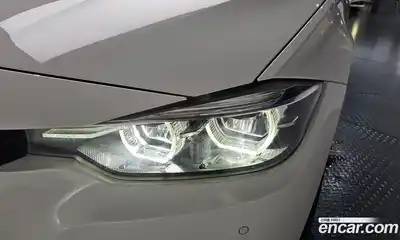 BMW 3 серия 2018 2.0 автомат (гидро), миниатюра 7