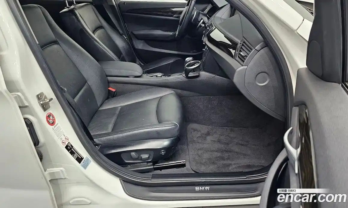 BMW X1 2012 2.0 автомат (гидро), фото 11