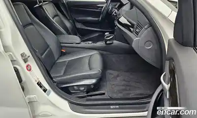 BMW X1 2012 2.0 автомат (гидро), миниатюра 11