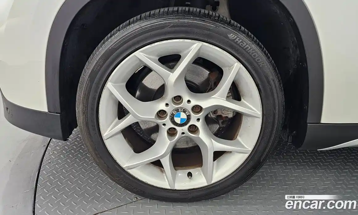 BMW X1 2012 2.0 автомат (гидро), фото 5