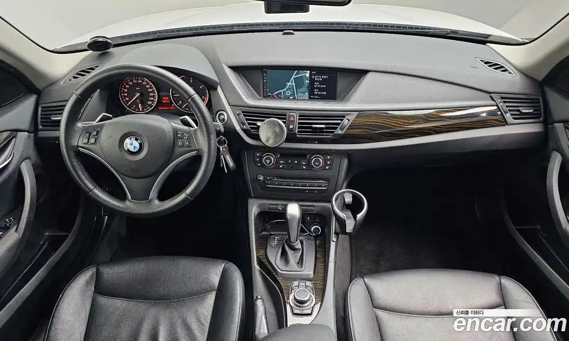 BMW X1 2012 2.0 автомат (гидро), фото 7