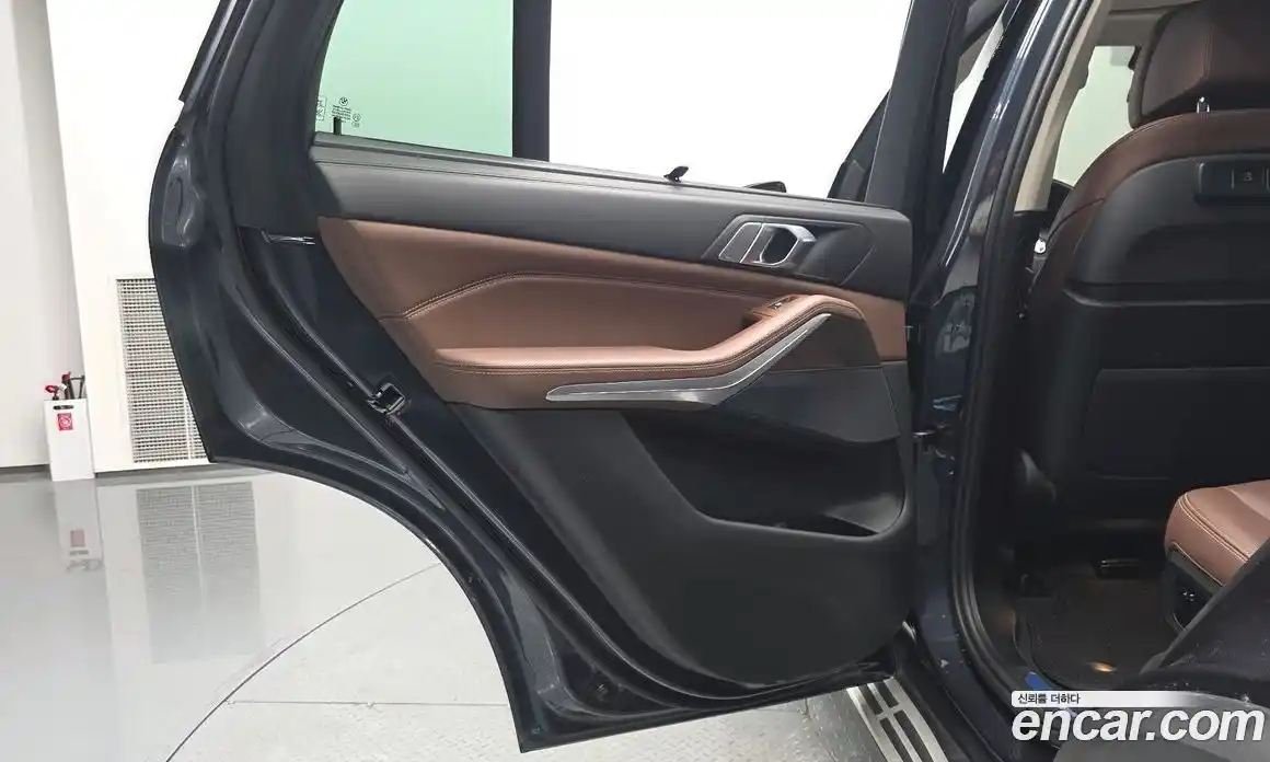 BMW X5 2022 3.0 автомат (гидро), фото 14