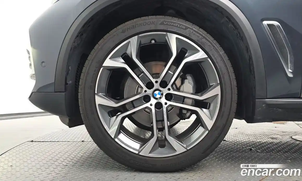 BMW X5 2022 3.0 автомат (гидро), фото 4