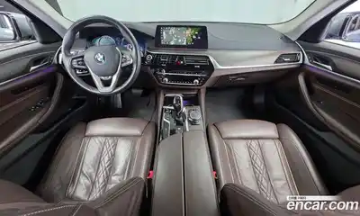 BMW 5 серия 2018 2.0 автомат (гидро), миниатюра 10