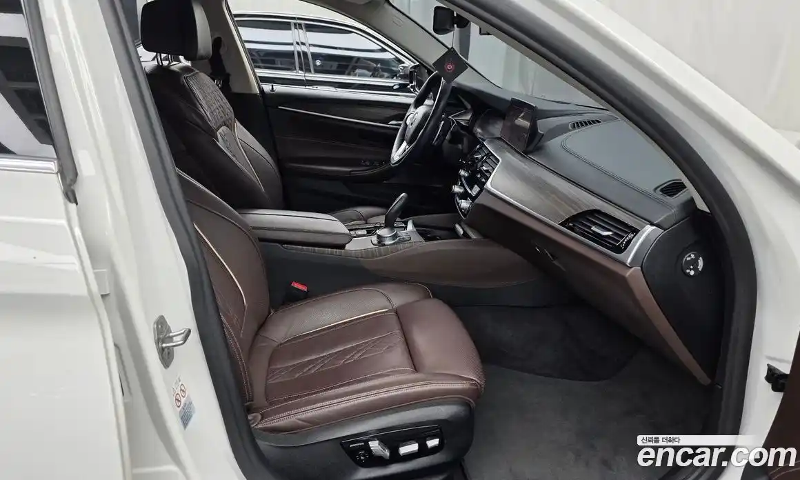 BMW 5 серия 2020 2.0 автомат (гидро), фото 16