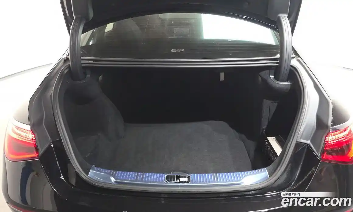 Mercedes-Benz S-Class 2025 3.0 гидро, фото 25