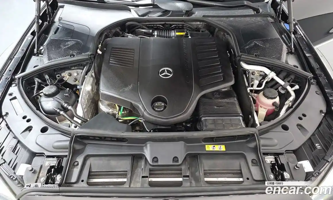 Mercedes-Benz S-Class 2025 3.0 гидро, фото 6