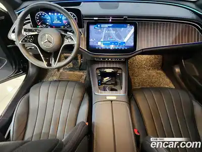 Mercedes-Benz E-Class 2025 2.0 автомат (гидро), миниатюра 7