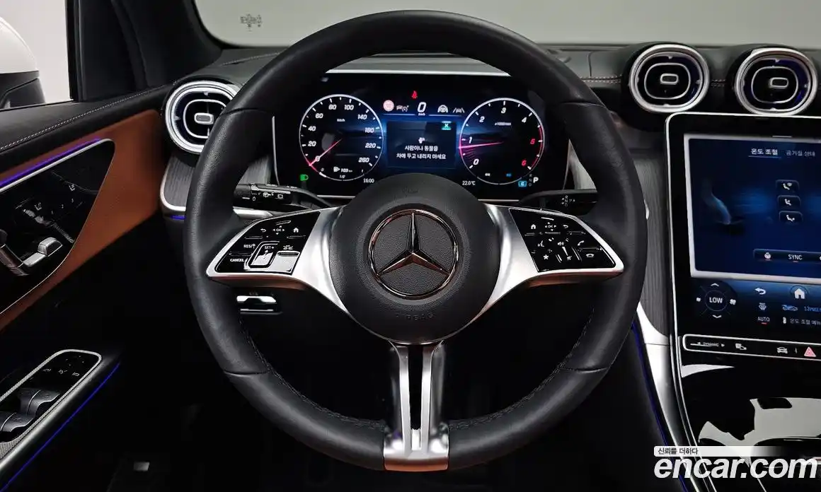 Mercedes-Benz GLC-Class 2025 2.0 гидро, фото 17
