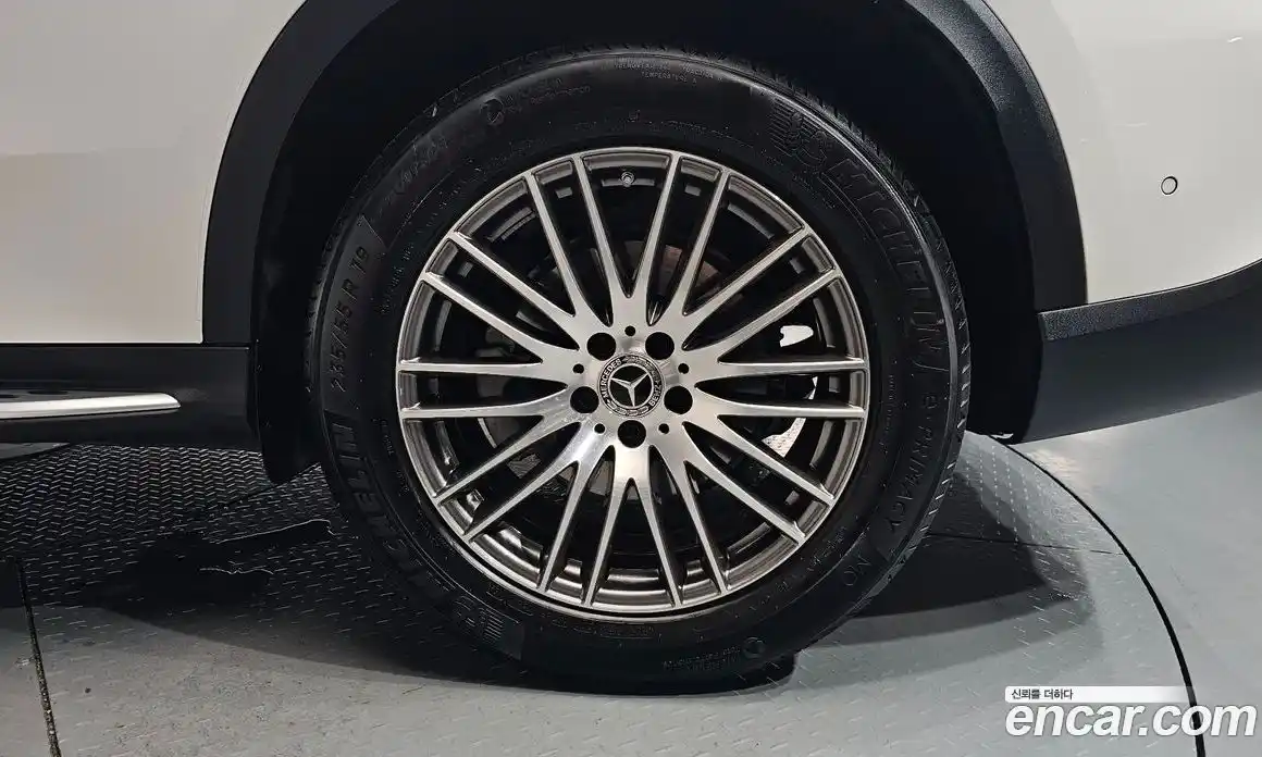 Mercedes-Benz GLC-Class 2025 2.0 гидро, фото 6