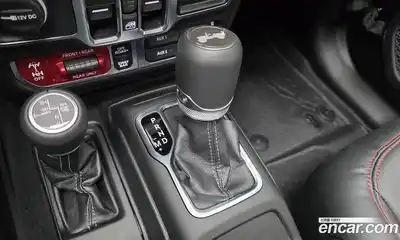 Jeep Wrangler 2025 2.0 автомат (гидро), миниатюра 12