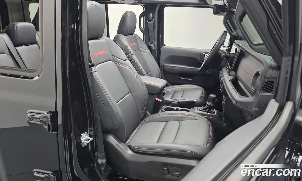Jeep Wrangler 2025 2.0 автомат (гидро), фото 16