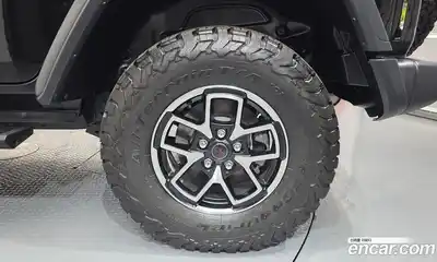 Jeep Wrangler 2025 2.0 автомат (гидро), миниатюра 7