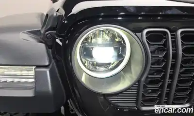 Jeep Wrangler 2025 2.0 автомат (гидро), миниатюра 8