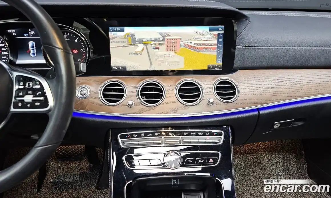 Mercedes-Benz E-Class 2019 1.9 автомат (гидро), фото 12