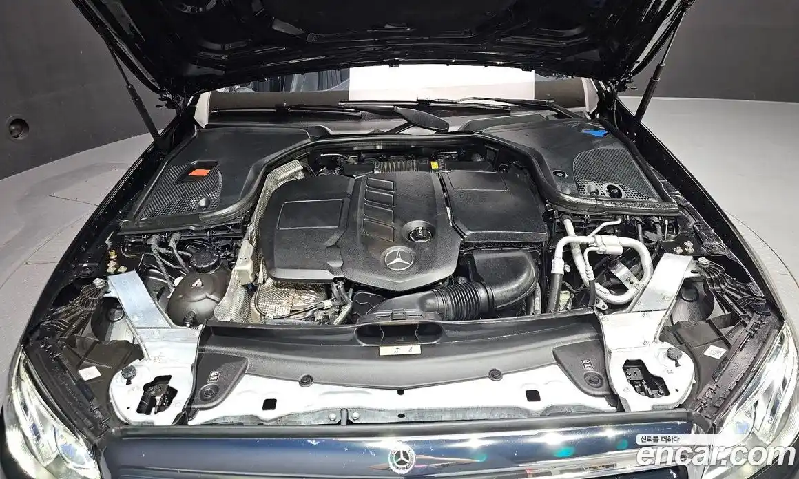 Mercedes-Benz E-Class 2019 1.9 автомат (гидро), фото 6