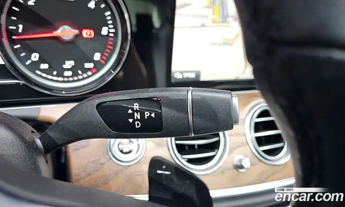 Mercedes-Benz E-Class 2019 1.9 автомат (гидро), фото 9
