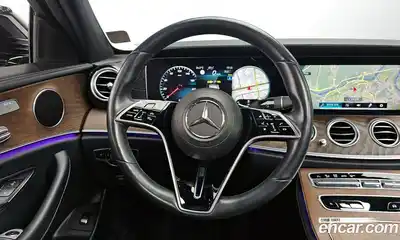Mercedes-Benz E-Class 2022 2.0 автомат (гидро), миниатюра 12