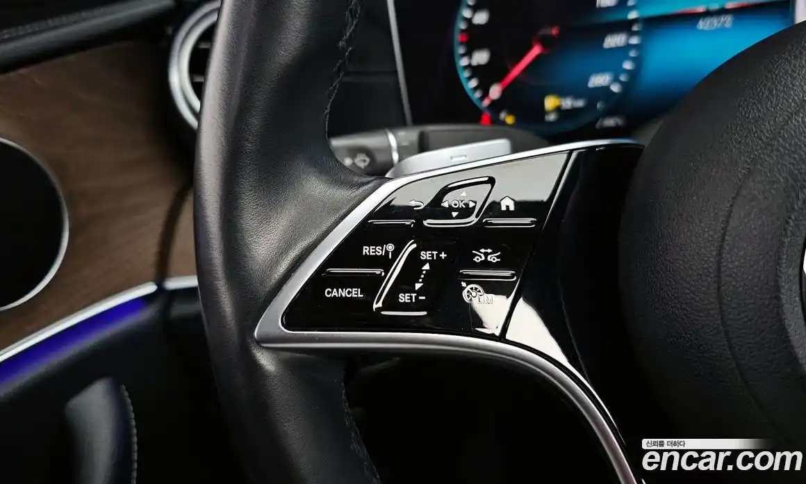 Mercedes-Benz E-Class 2022 2.0 автомат (гидро), фото 16