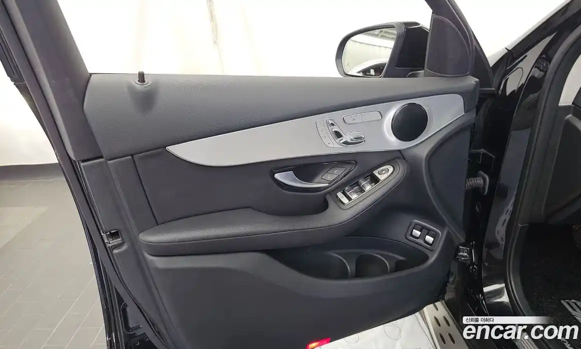Mercedes-Benz GLC-Class 2019 2.0 гидро, фото 14 Mercedes-Benz GLC-Class 2019 2.0 гидро, фото 14
