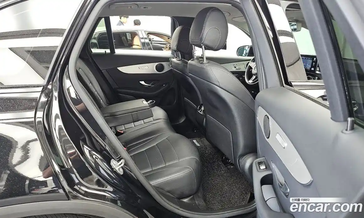 Mercedes-Benz GLC-Class 2019 2.0 гидро, фото 18 Mercedes-Benz GLC-Class 2019 2.0 гидро, фото 18