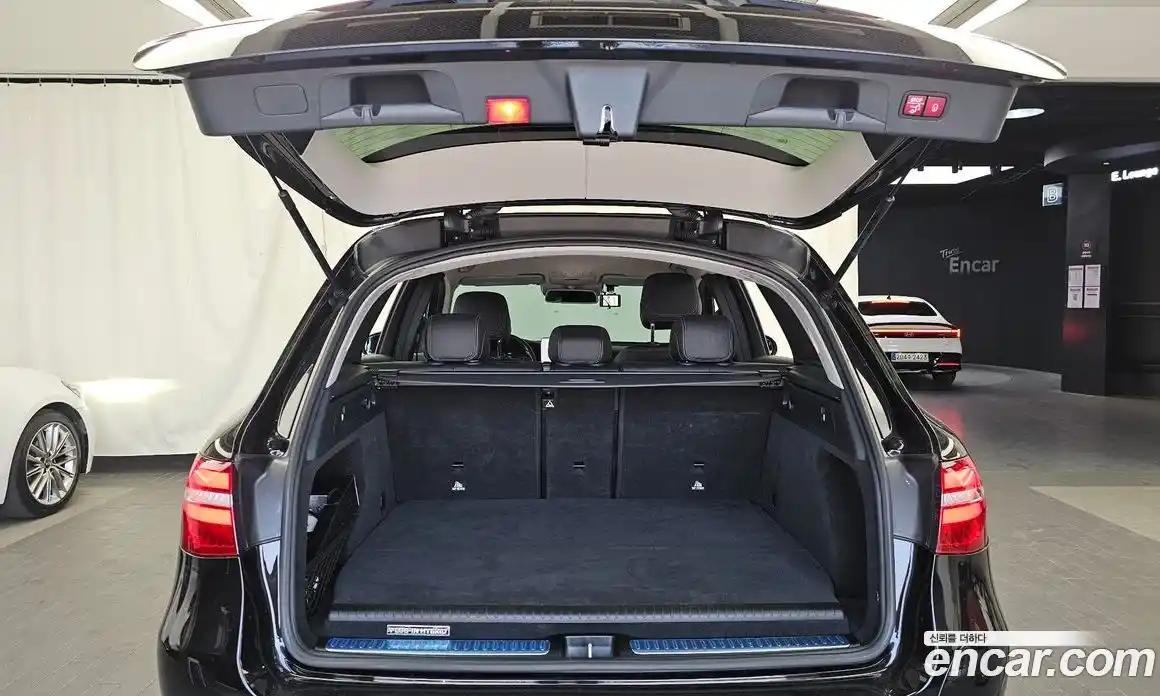 Mercedes-Benz GLC-Class 2019 2.0 гидро, фото 26 Mercedes-Benz GLC-Class 2019 2.0 гидро, фото 26