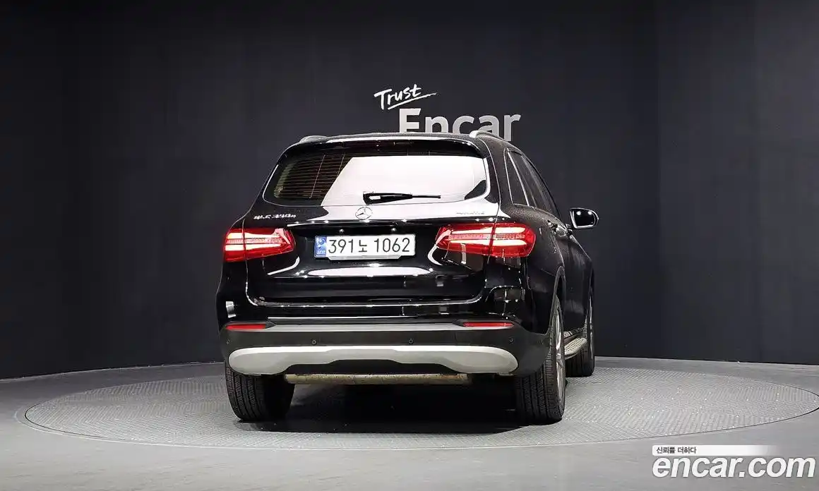 Mercedes-Benz GLC-Class 2019 2.0 гидро, фото 4 Mercedes-Benz GLC-Class 2019 2.0 гидро, фото 4