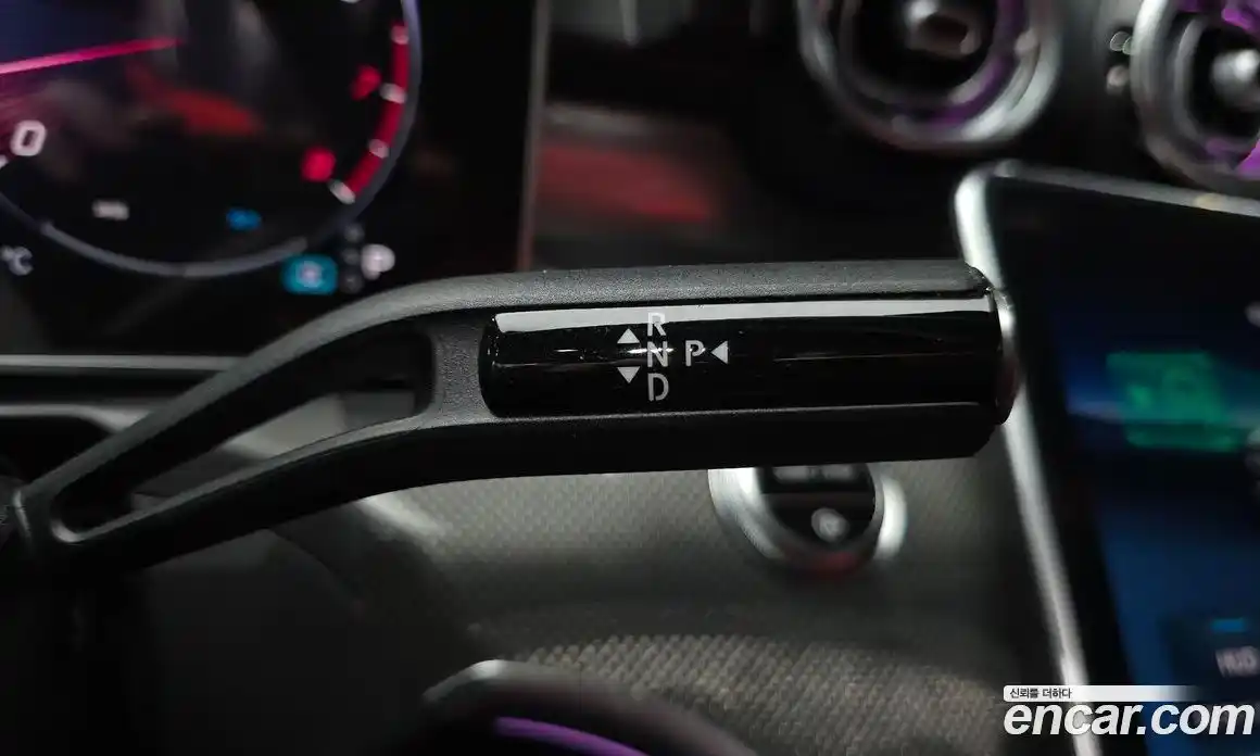 Mercedes-Benz C-Class 2022 2.0 гидро, фото 12