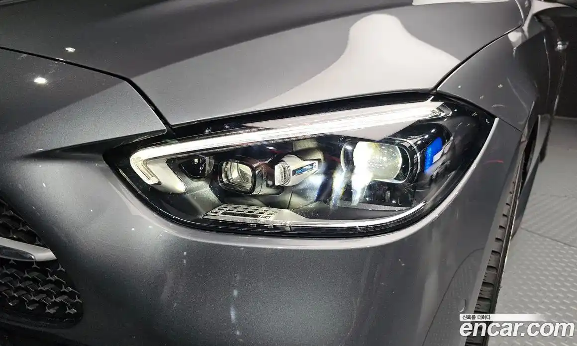 Mercedes-Benz C-Class 2022 2.0 гидро, фото 8