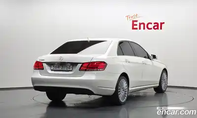 Mercedes-Benz E-Class 2015 3.5 автомат (гидро), миниатюра 2