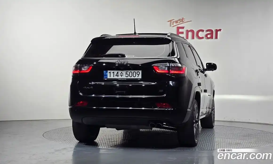 Jeep Compass 2022 2.4 автомат (гидро), фото 4