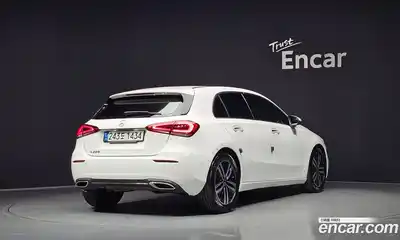 Mercedes-Benz A-Class 2022 2.0 гидро, миниатюра 2
