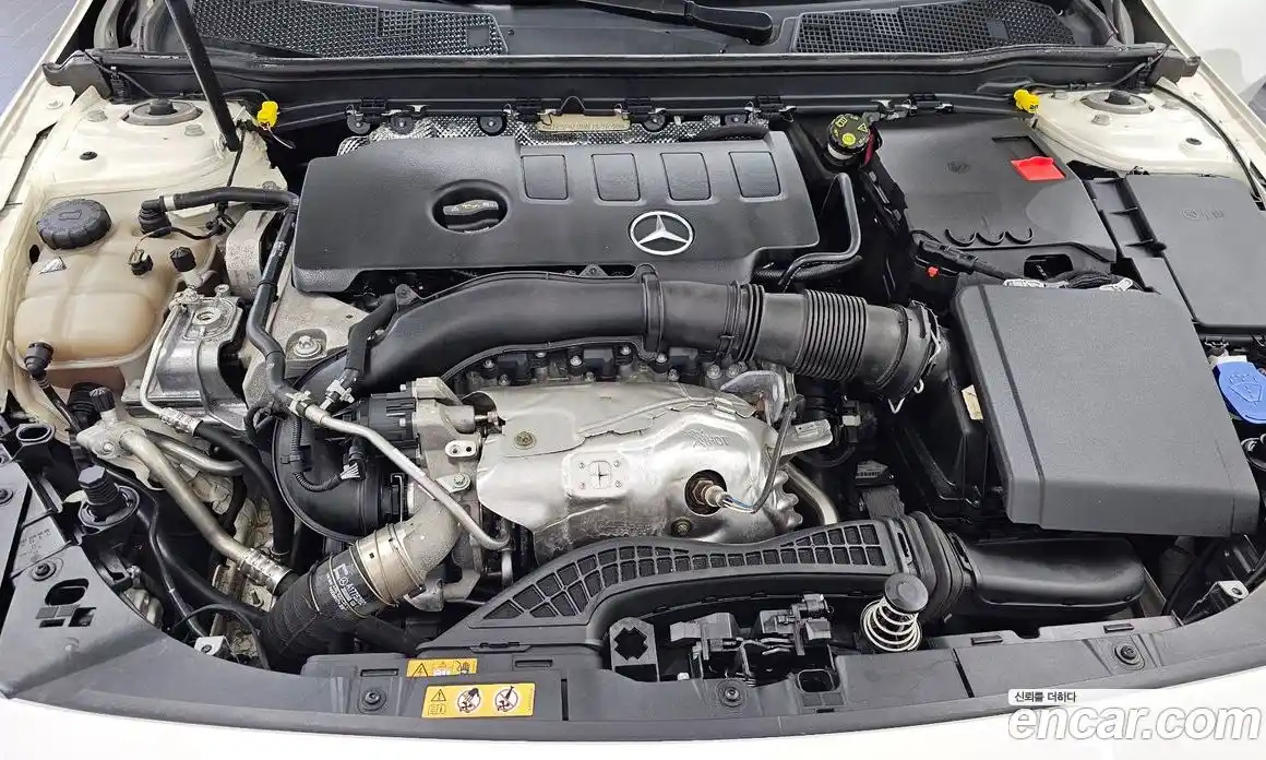 Mercedes-Benz A-Class 2022 2.0 гидро, фото 6