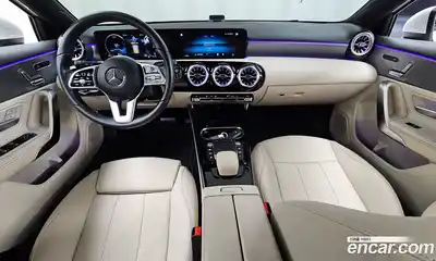 Mercedes-Benz A-Class 2022 2.0 гидро, миниатюра 10
