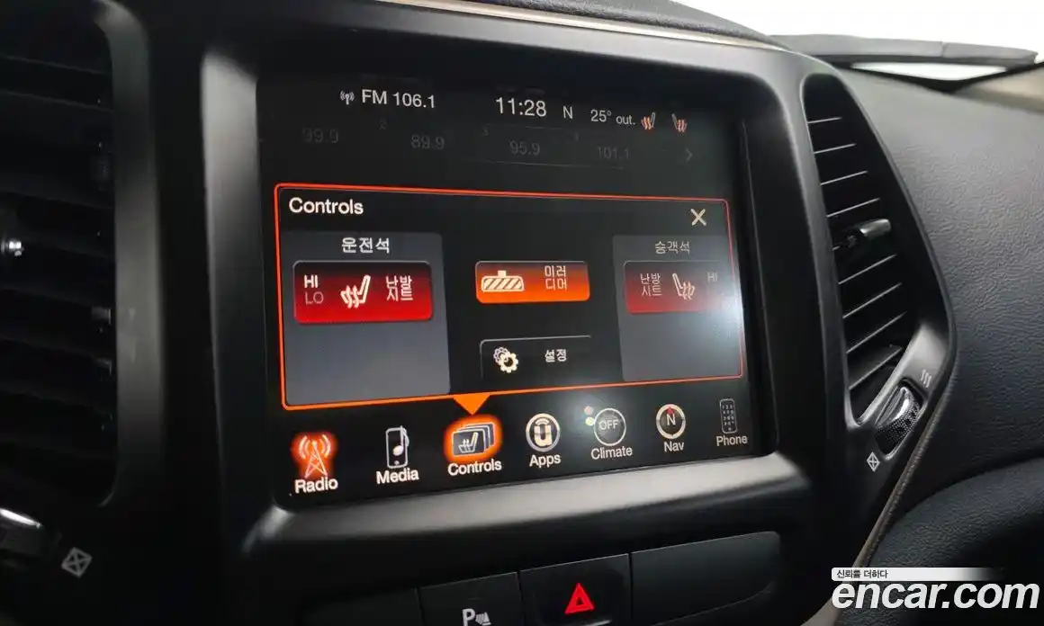 Jeep Cherokee 2016 2.2 автомат (гидро), фото 17