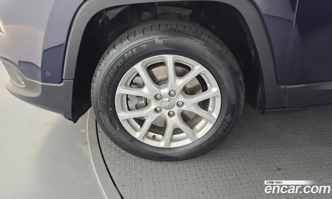 Jeep Cherokee 2016 2.2 автомат (гидро), фото 5