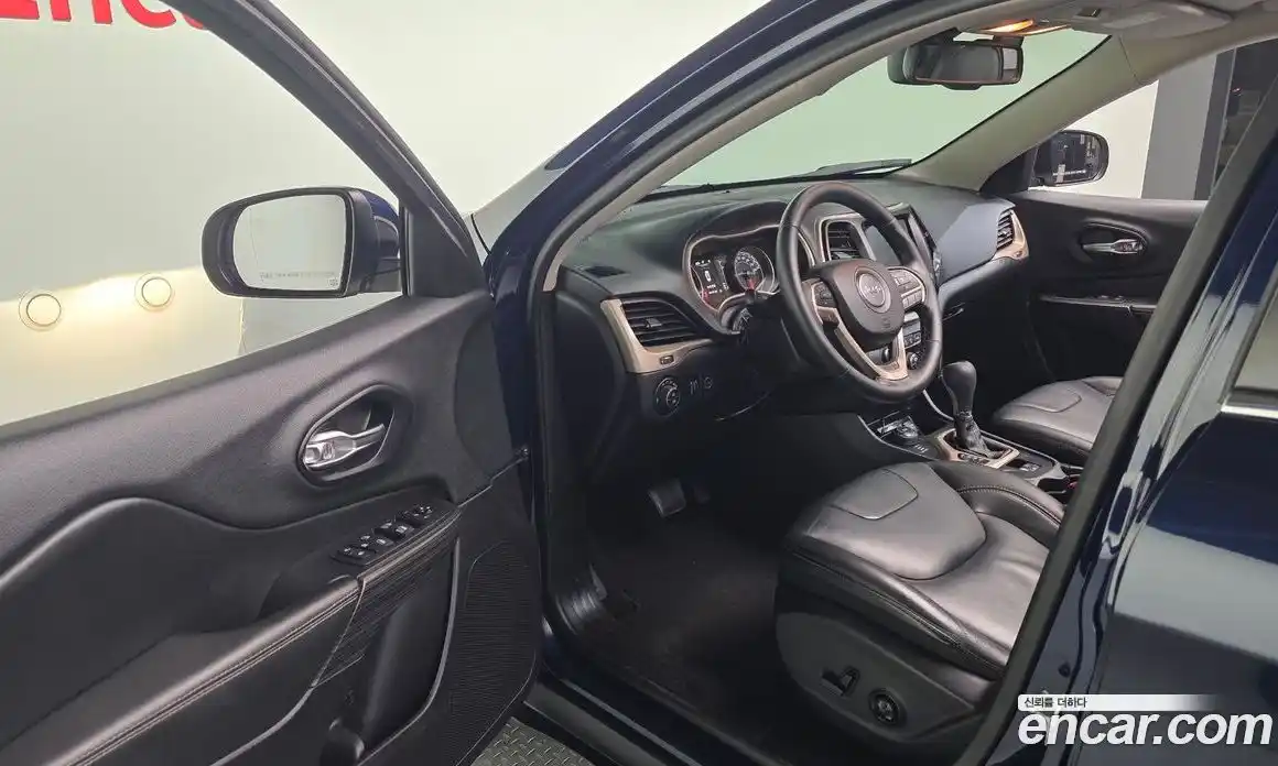 Jeep Cherokee 2016 2.2 автомат (гидро), фото 10