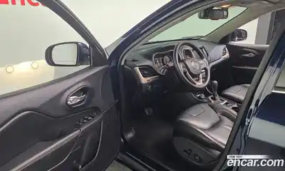 Jeep Cherokee 2016 2.2 автомат (гидро), миниатюра 10