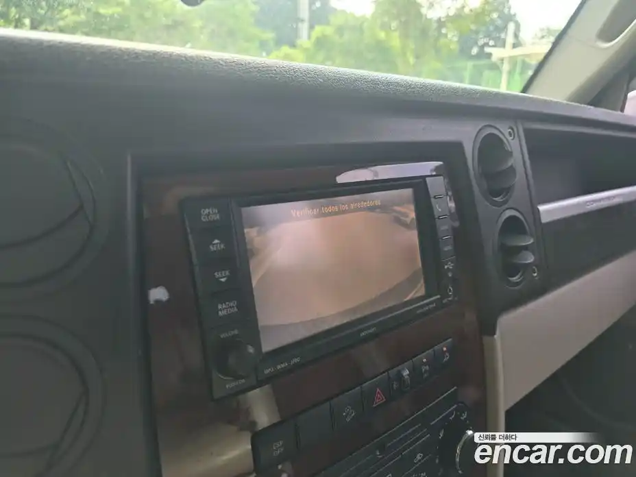 Jeep Commander 2008 3.0 автомат (гидро), фото 16