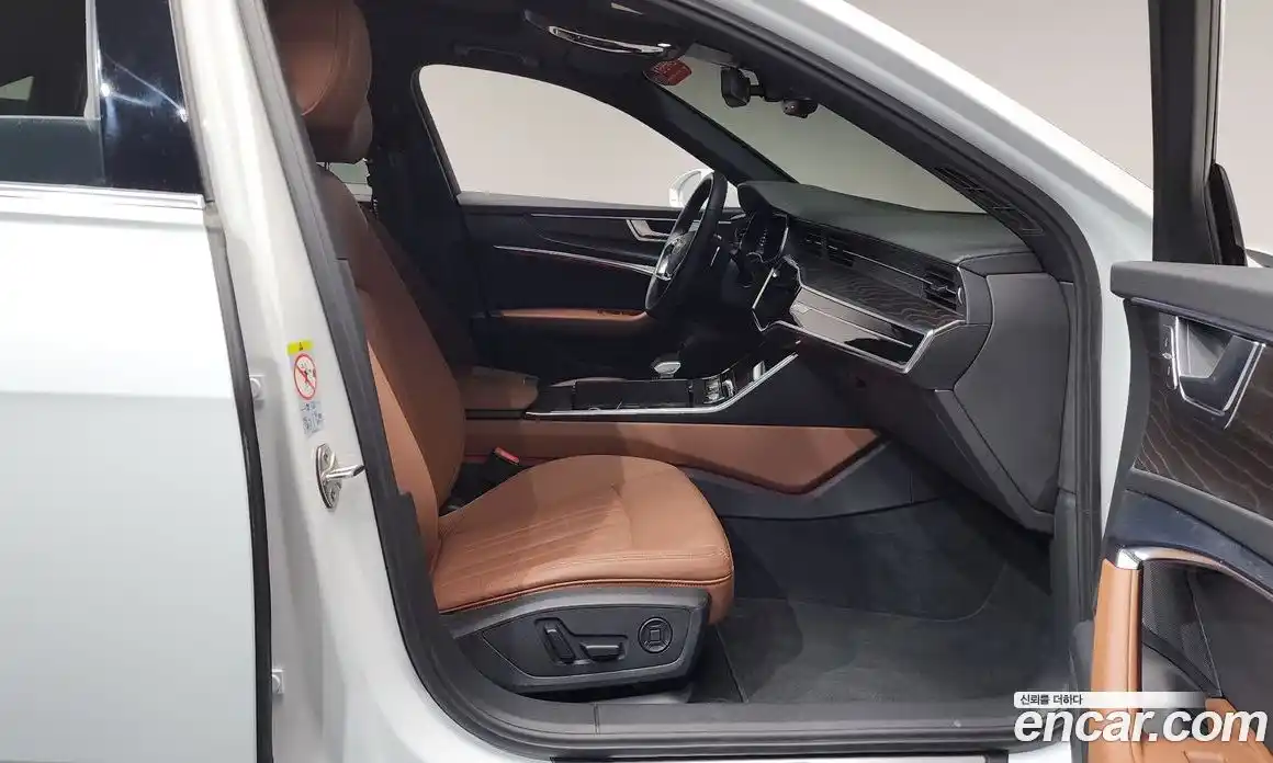 Audi A6 2022 2.0 автомат (гидро), фото 16